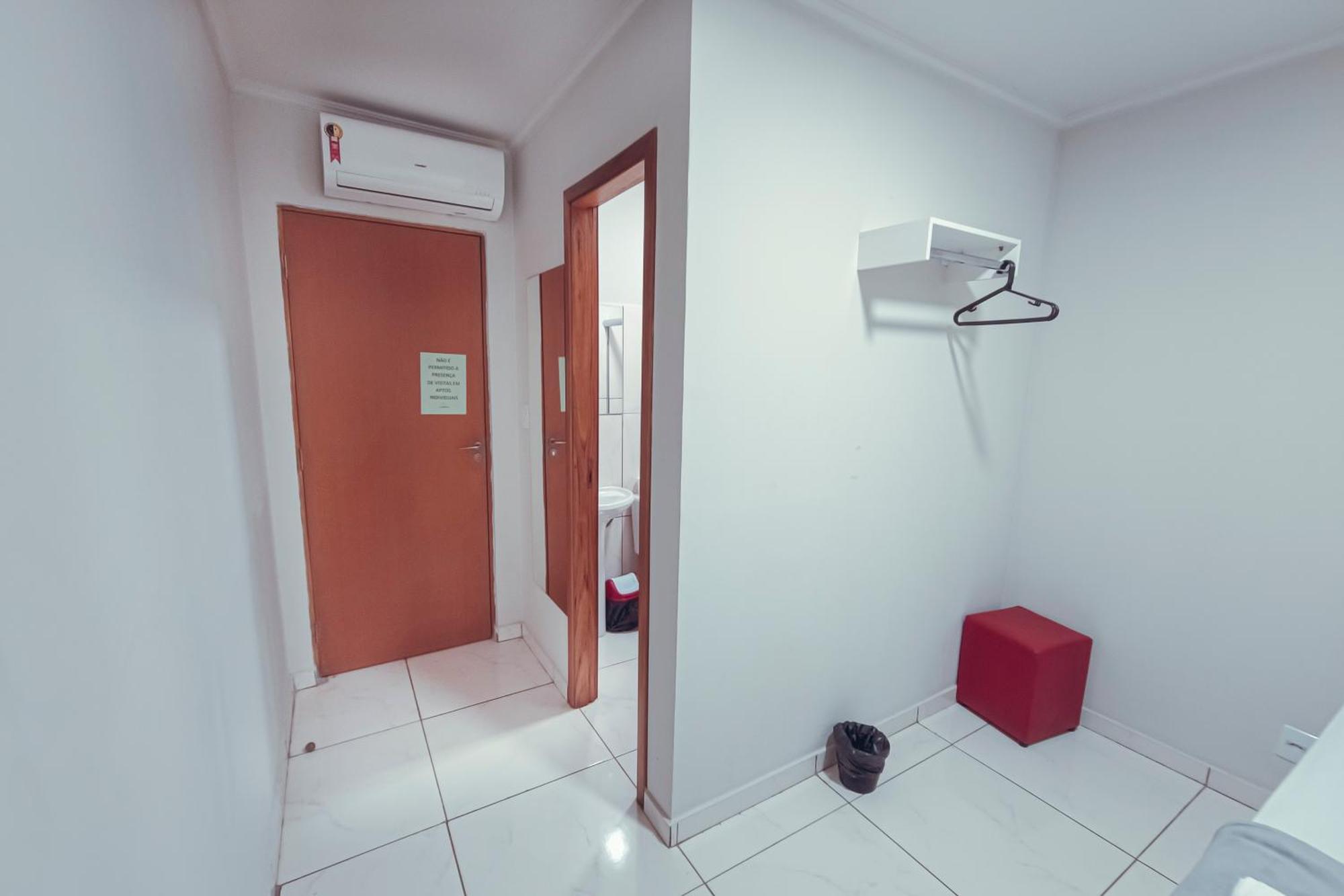ריבייראו פרטו Hotel Apiacas מראה חיצוני תמונה